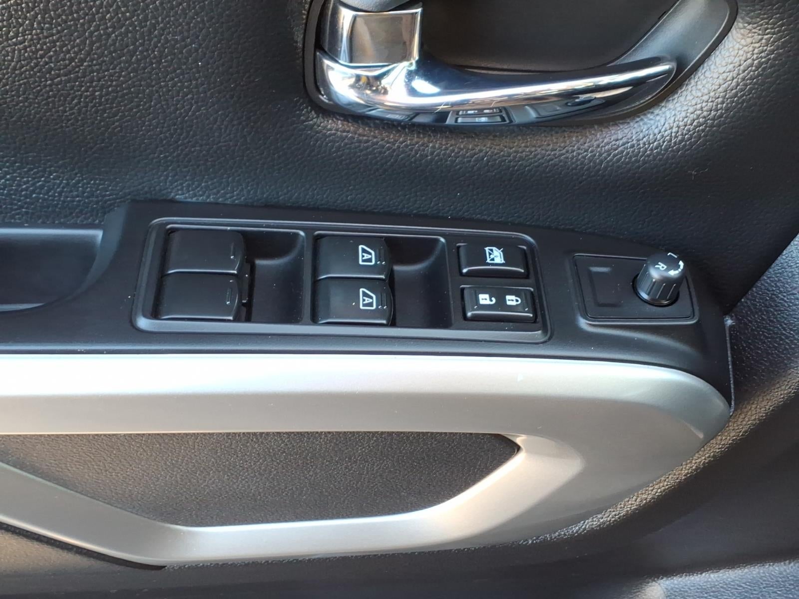 2019 Nissan Titan SV
