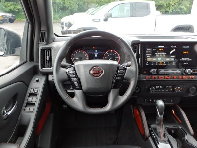 2025 Nissan Frontier Crew Cab PRO-4X 4x4