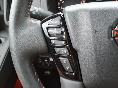 2025 Nissan Frontier Crew Cab PRO-4X 4x4