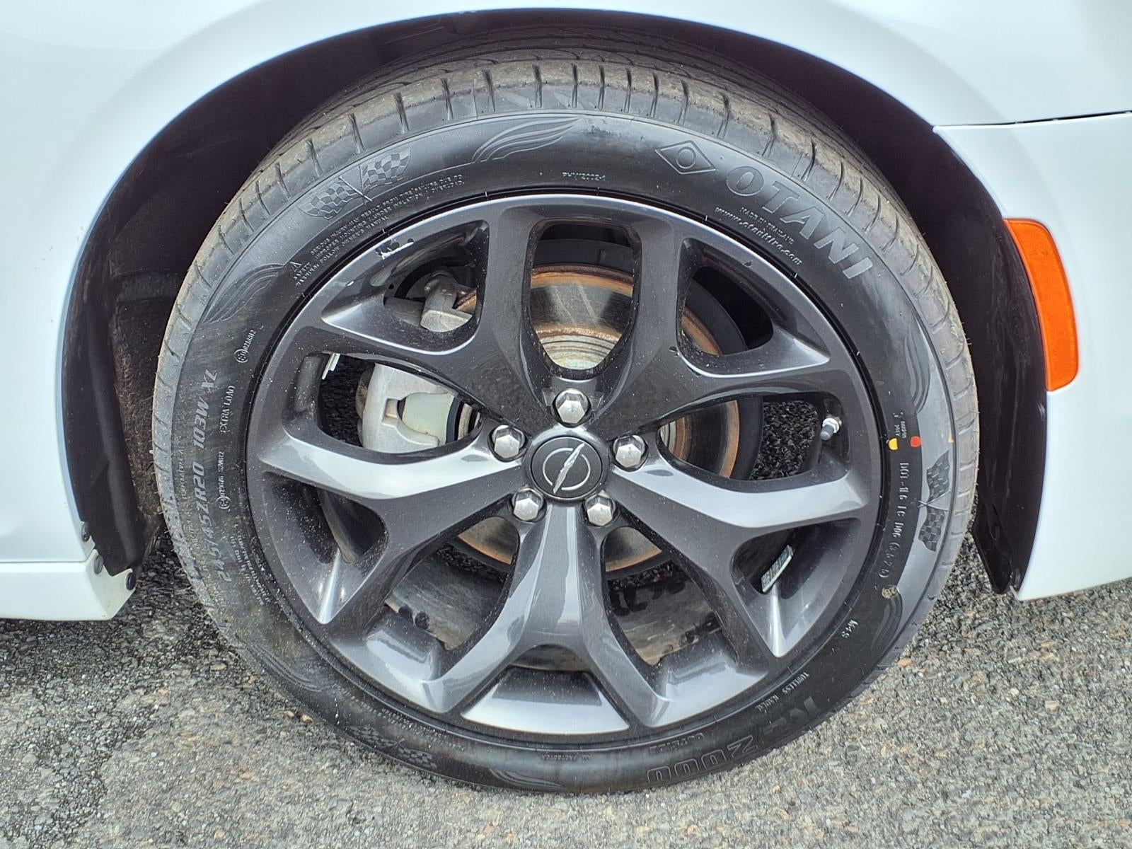 2022 Chrysler 300 300S