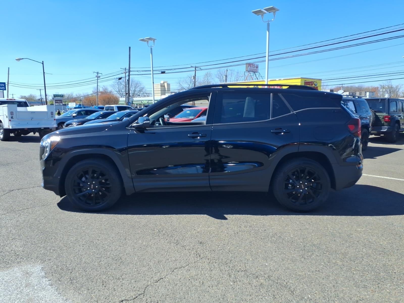 2023 GMC Terrain SLT