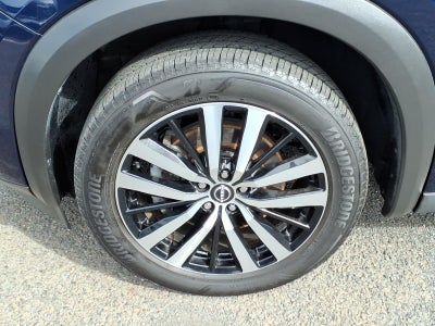 2023 Nissan Pathfinder Platinum 4WD