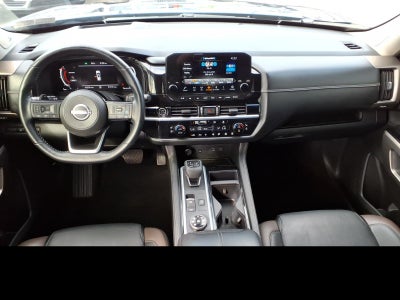 2023 Nissan Pathfinder Platinum 4WD