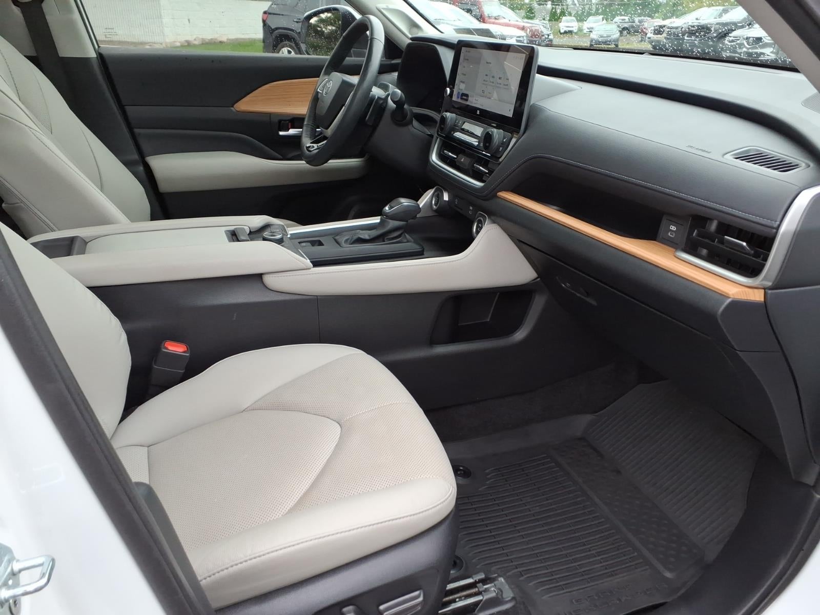 2024 Toyota Grand Highlander Platinum