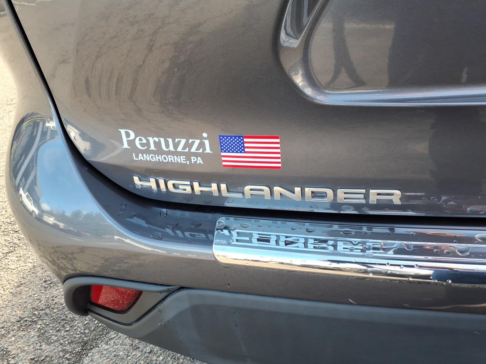 2024 Toyota Highlander LE
