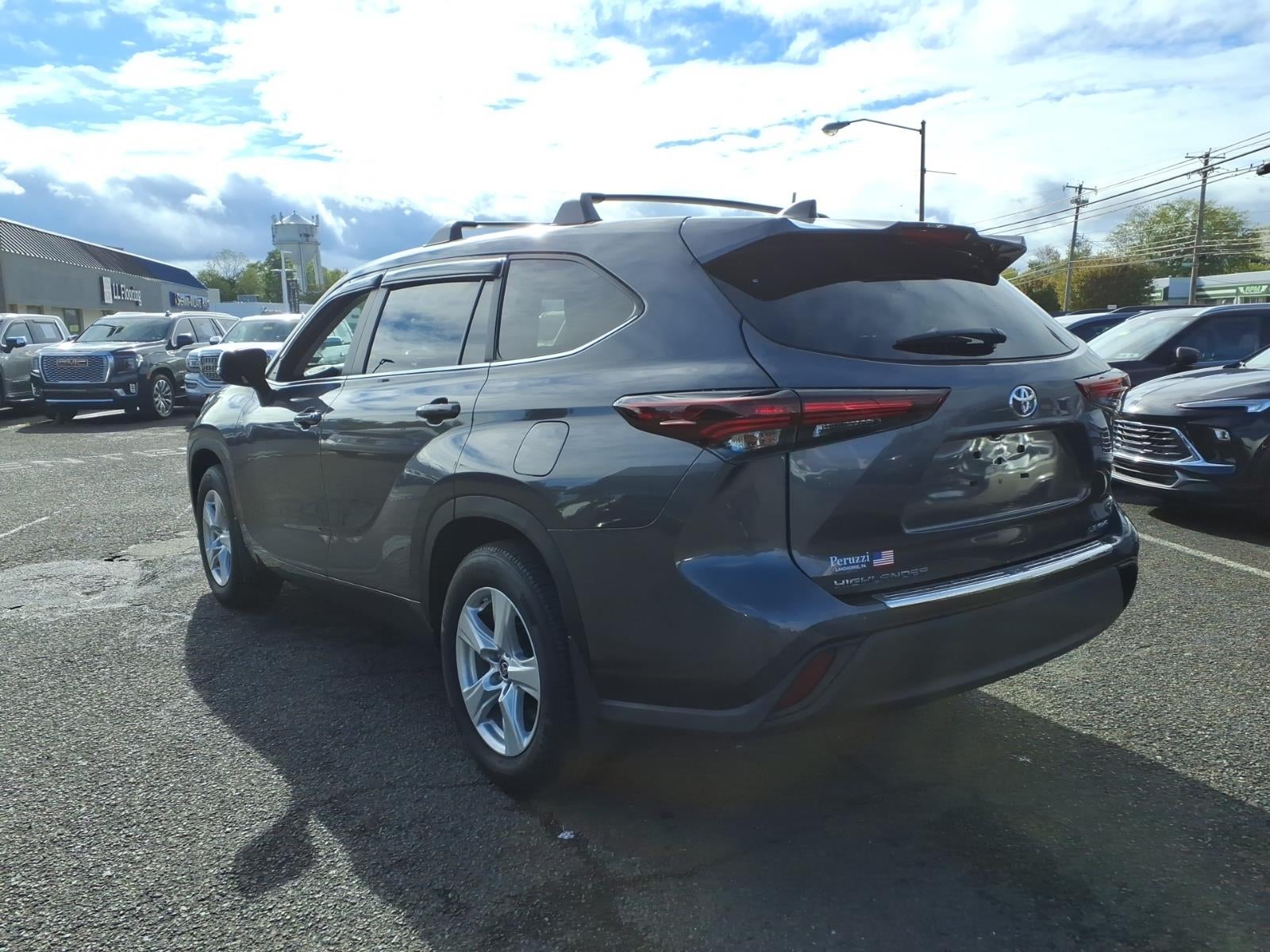 2024 Toyota Highlander LE
