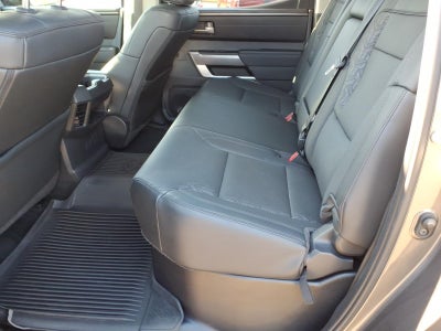 2022 Toyota Tundra 4WD SR5
