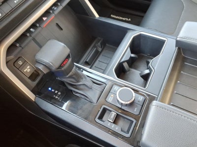 2022 Toyota Tundra 4WD SR5