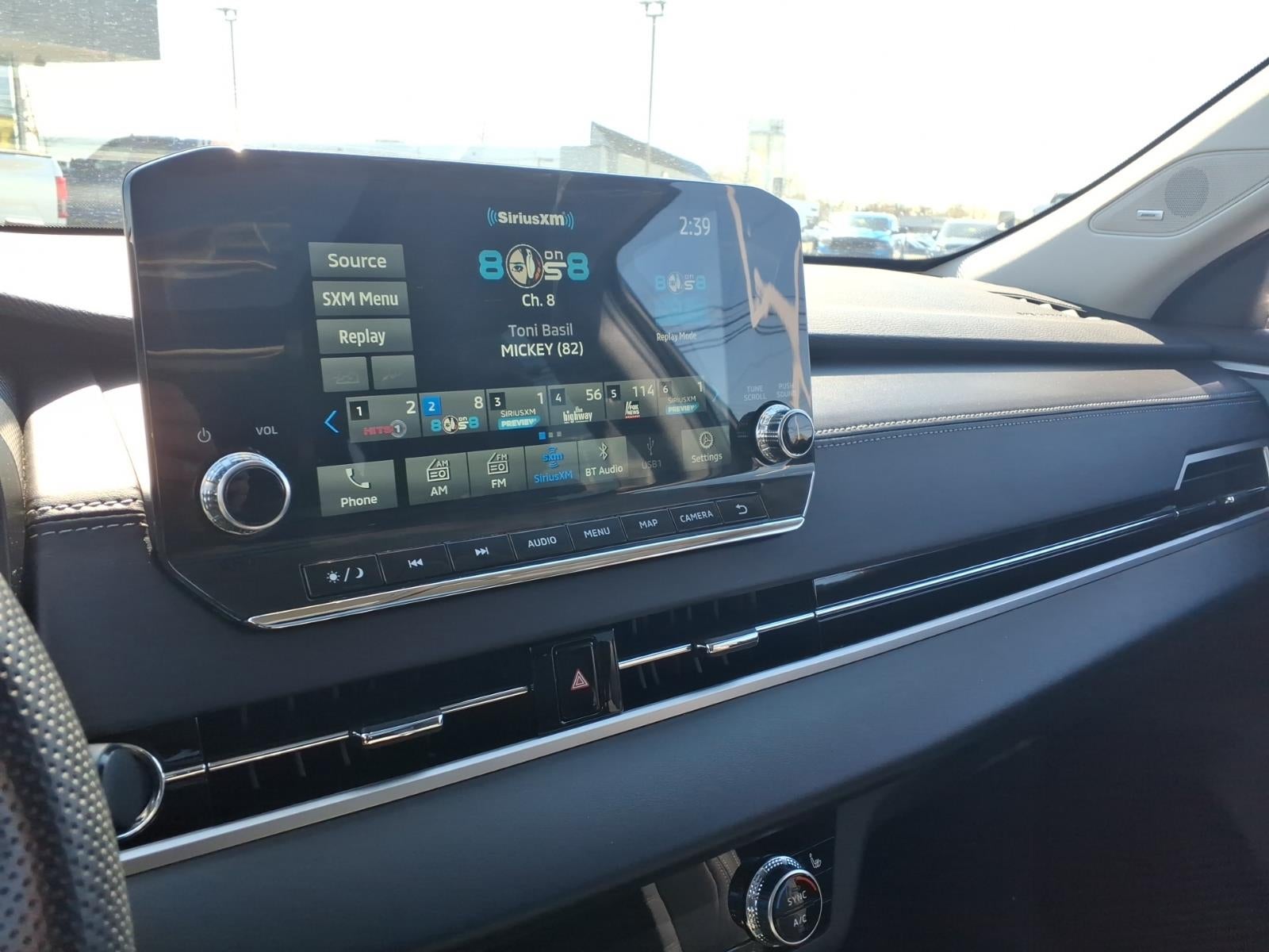 2023 Mitsubishi Outlander SE