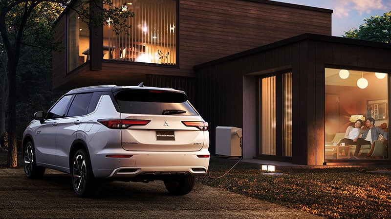 2023 Outlander PHEV | Peruzzi Mitsubishi in Fairless Hills PA