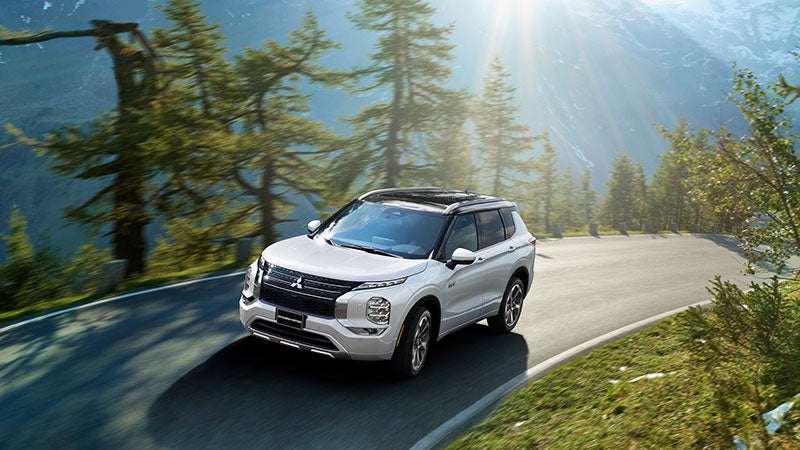 2023 Outlander PHEV | Peruzzi Mitsubishi in Fairless Hills PA